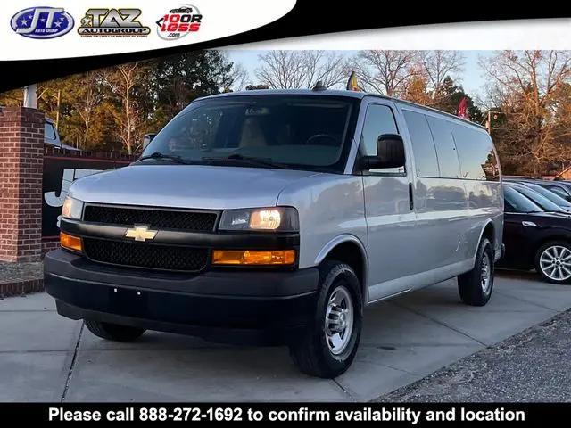 2021 Chevrolet Express Passenger RWD 3500 Extended Wheelbase LS