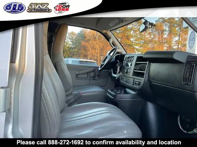 2021 Chevrolet Express Passenger RWD 3500 Extended Wheelbase LS