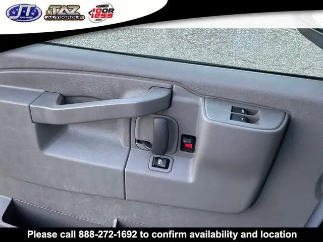 2021 Chevrolet Express Passenger RWD 3500 Extended Wheelbase LS