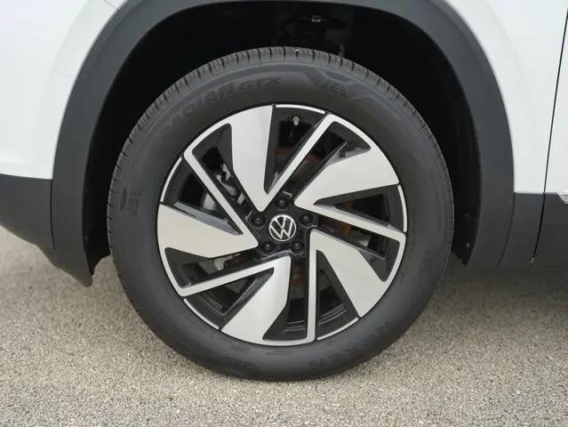2026 Volkswagen Atlas SEL