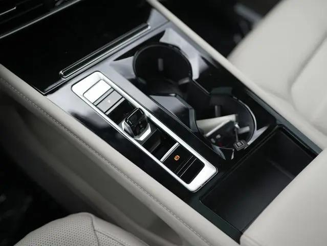2026 Volkswagen Atlas SEL