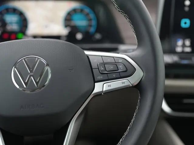 2026 Volkswagen Atlas SEL