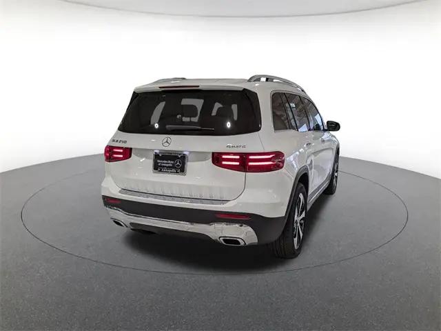 2026 Mercedes-Benz GLB 4MATIC