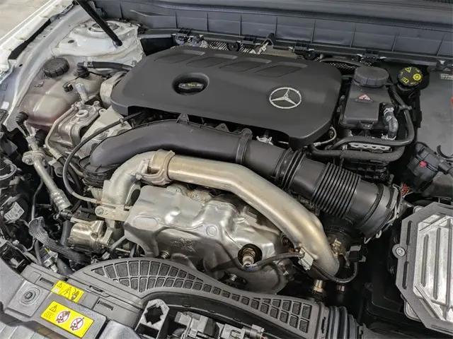 2026 Mercedes-Benz GLB 4MATIC