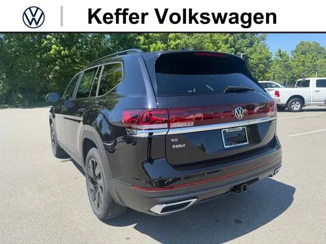 2026 Volkswagen Atlas SE with Technology