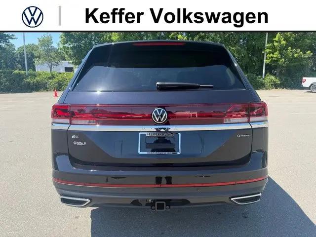 2026 Volkswagen Atlas SE with Technology