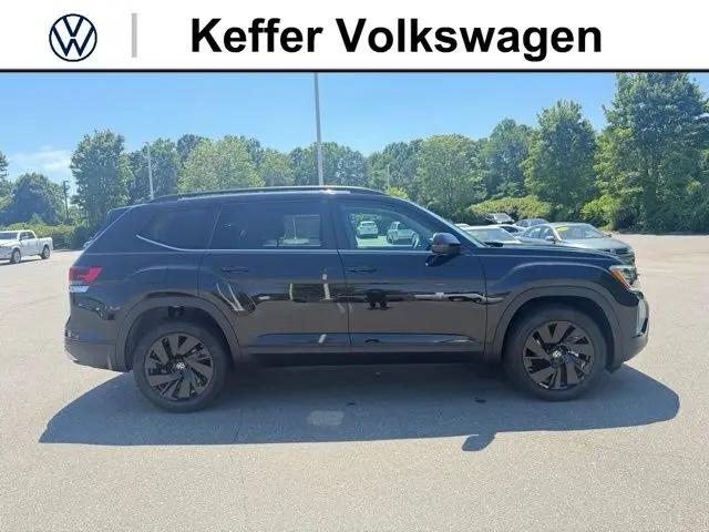2026 Volkswagen Atlas SE with Technology