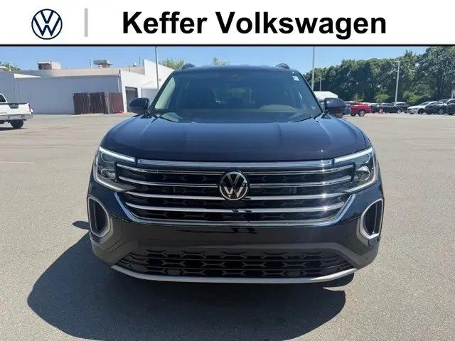 2026 Volkswagen Atlas SE with Technology