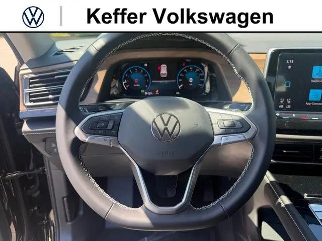 2026 Volkswagen Atlas SE with Technology