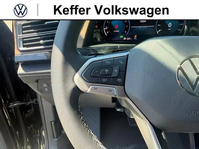 2026 Volkswagen Atlas SE with Technology