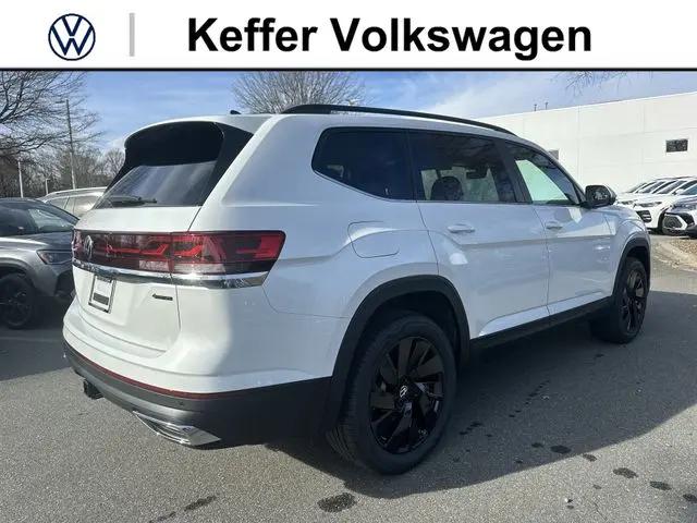 2026 Volkswagen Atlas SE with Technology