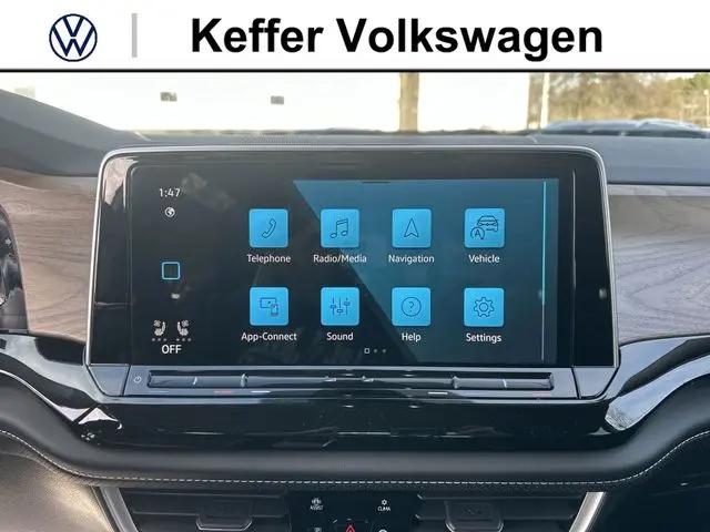 2026 Volkswagen Atlas SE with Technology