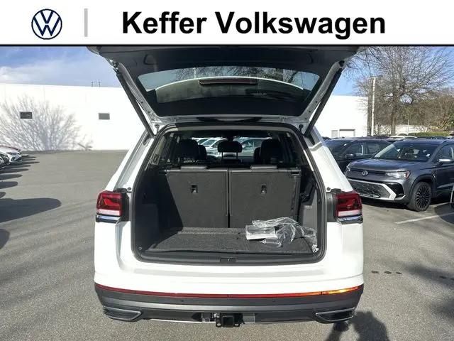 2026 Volkswagen Atlas SE with Technology