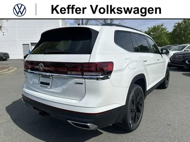 2026 Volkswagen Atlas SE with Technology