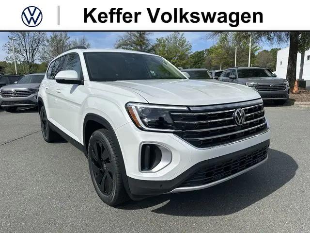 2026 Volkswagen Atlas SE with Technology