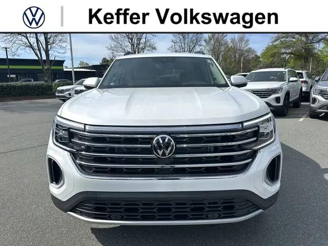 2026 Volkswagen Atlas SE with Technology