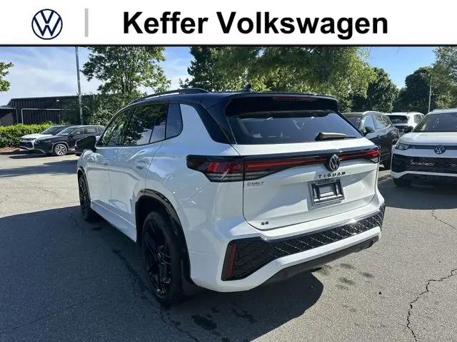 2026 Volkswagen Tiguan SE R-Line Black