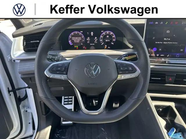 2026 Volkswagen Tiguan SE R-Line Black