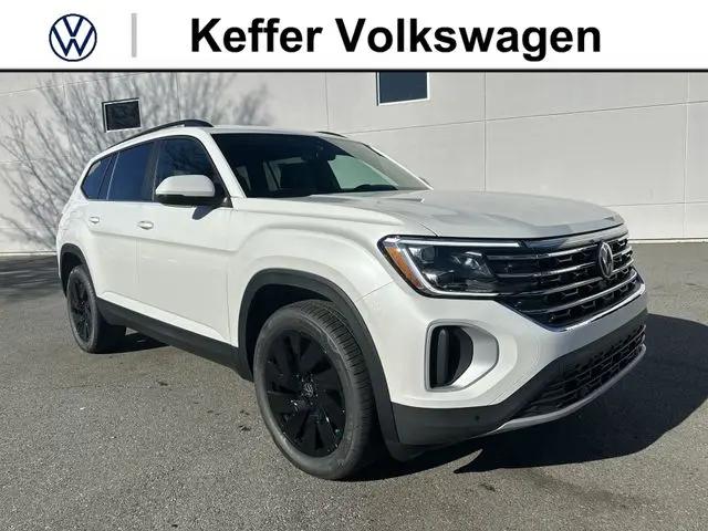 2026 Volkswagen Atlas SE with Technology