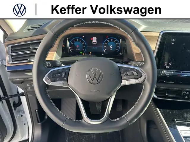 2026 Volkswagen Atlas SE with Technology