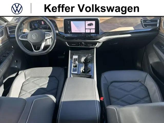 2026 Volkswagen Atlas SE with Technology
