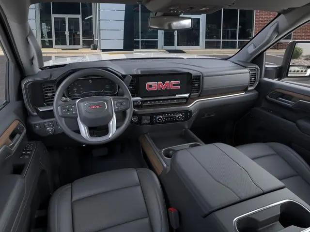 2026 GMC Sierra 2500HD Crew Cab, Standard Bed, SLT, 4WD