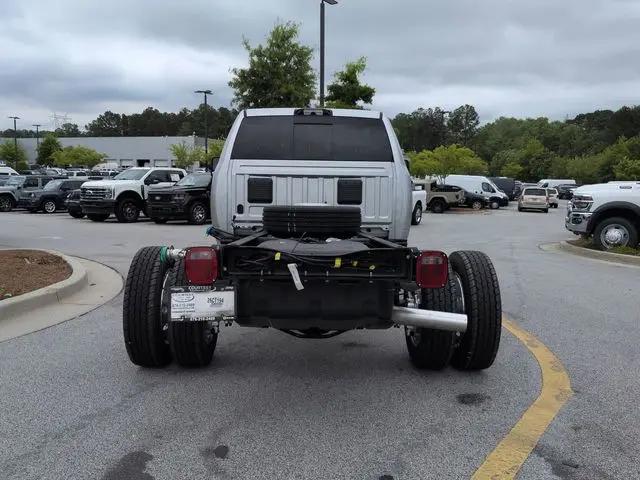 2026 Ram 5500 Tradesman/Big Horn
