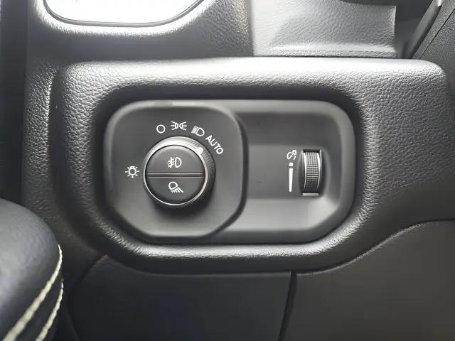 2026 Ram 2500 Big Horn Crew Cab 4x4 64 Box