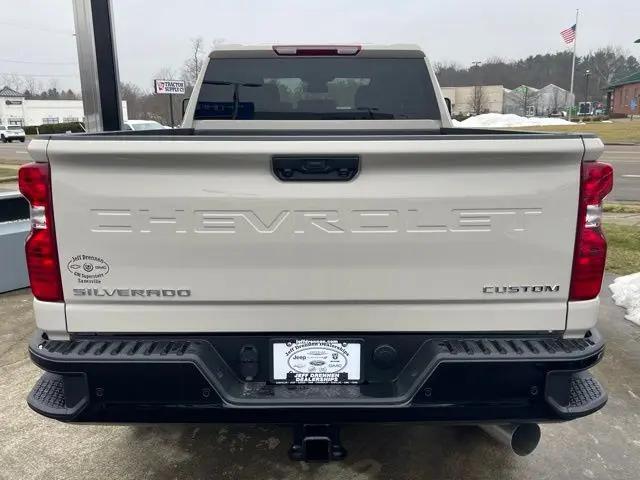 2026 Chevrolet Silverado 2500HD Crew Cab, Standard Bed, WT, 4WD