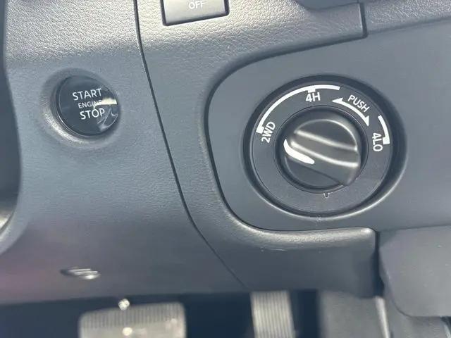 2026 Nissan Frontier Crew Cab S 4x4