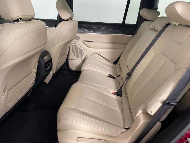 2025 Jeep Grand Cherokee L Limited 4x4