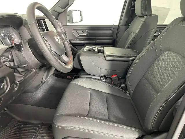 2026 Ram 1500 Tradesman Crew Cab 4x4 5'7" Box