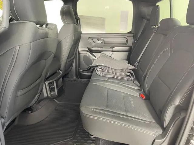 2026 Ram 1500 Tradesman Crew Cab 4x4 5'7" Box
