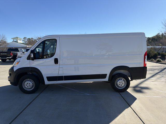 2026 Ram ProMaster Cargo Van Tradesman Low Roof 136" WB w/Pass Seat