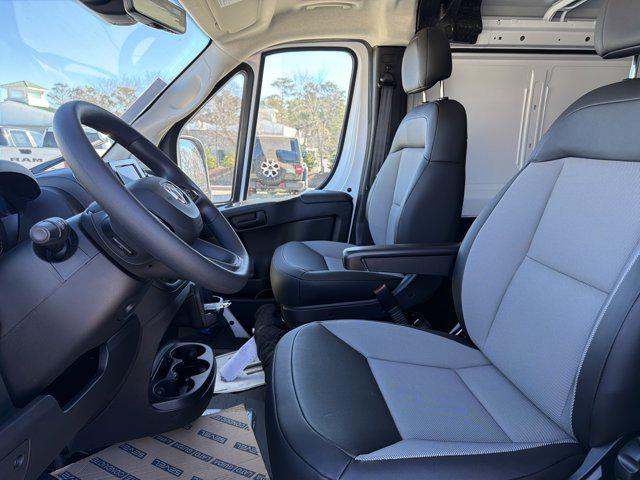 2026 Ram ProMaster Cargo Van Tradesman Low Roof 136" WB w/Pass Seat