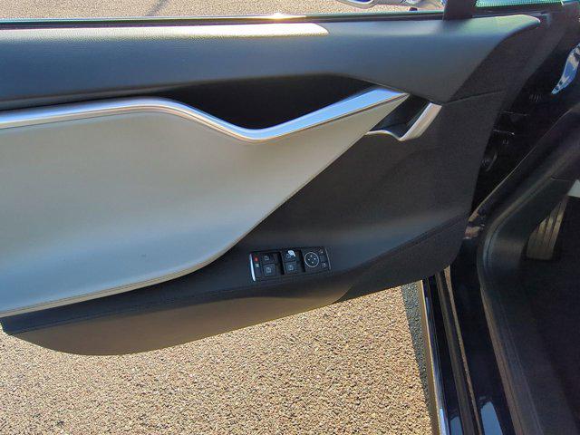 2013 Tesla Model S Performance