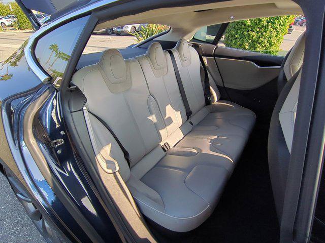 2013 Tesla Model S Performance