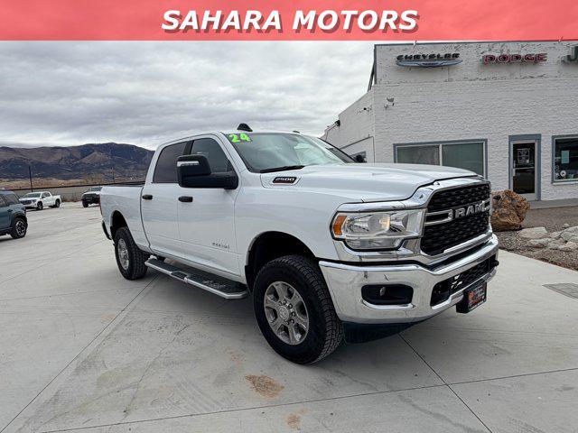2024 RAM 2500 Big Horn Crew Cab 4x4 64 Box 2024 RAM 2500 Big Horn Crew Cab 4x4 64 Box