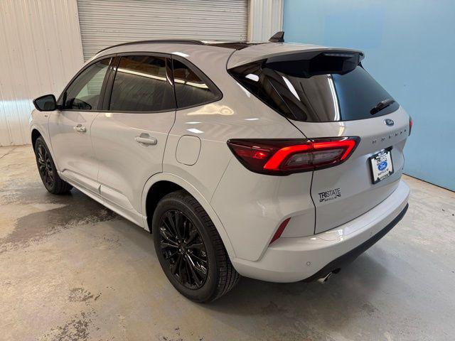 2026 Ford Escape ST-Line Elite