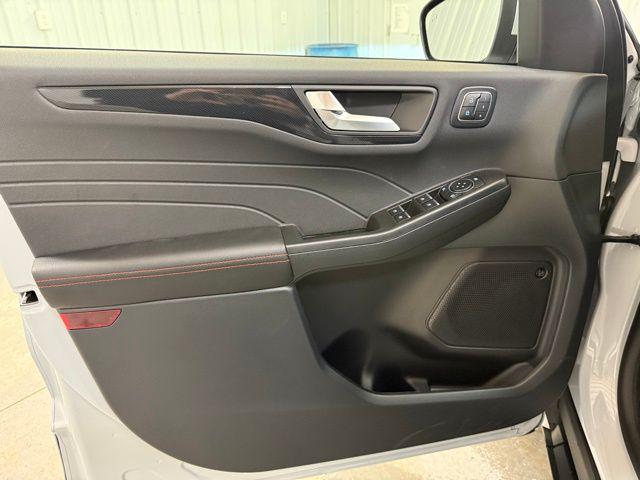 2026 Ford Escape ST-Line Elite