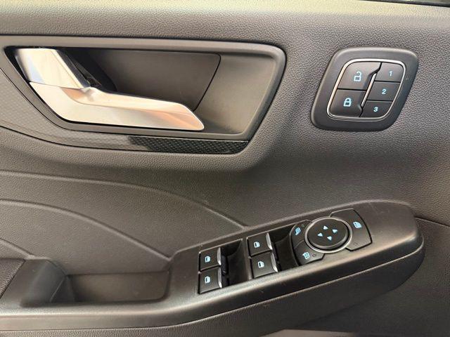 2026 Ford Escape ST-Line Elite