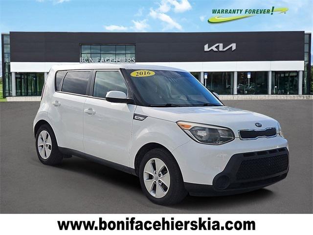 2016 Kia Soul Base