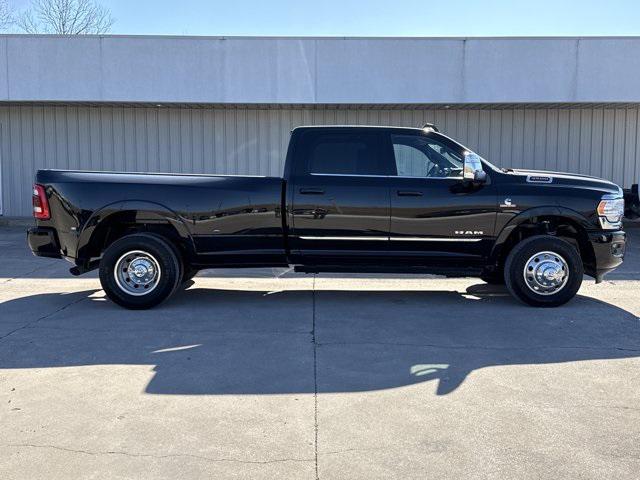 2024 RAM 3500 Limited Crew Cab 4x4 8 Box