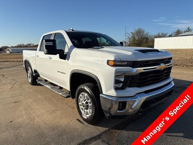 2025 Chevrolet Silverado 2500HD 4WD Crew Cab Standard Bed LT