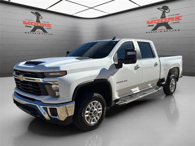 2025 Chevrolet Silverado 2500HD 4WD Crew Cab Standard Bed LT