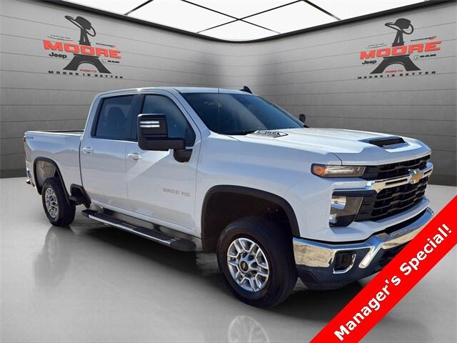 2025 Chevrolet Silverado 2500HD 4WD Crew Cab Standard Bed LT