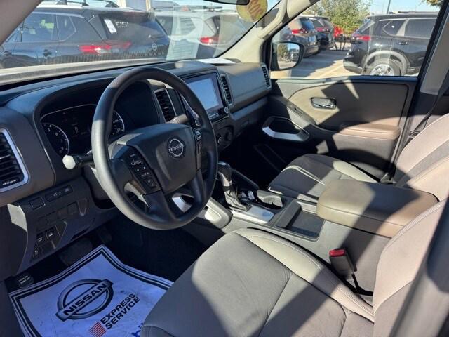 2024 Nissan Frontier Crew Cab SV 4x4