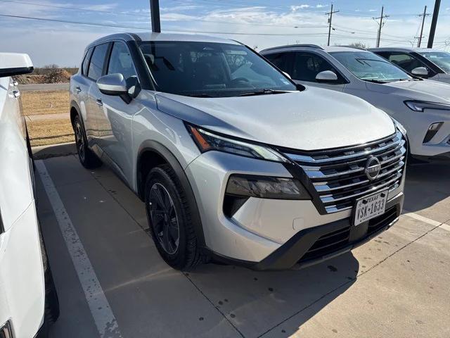 2025 Nissan Rogue SV FWD