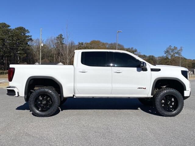 2023 GMC Sierra 1500 4WD Crew Cab Short Box AT4