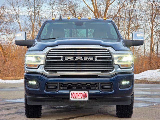 2024 RAM 3500 Laramie Crew Cab 4x4 8 Box